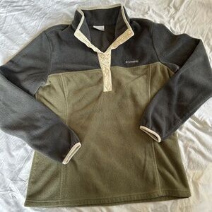 Columbia Gray and Green Zip Up Sweater with Quarter-button Design